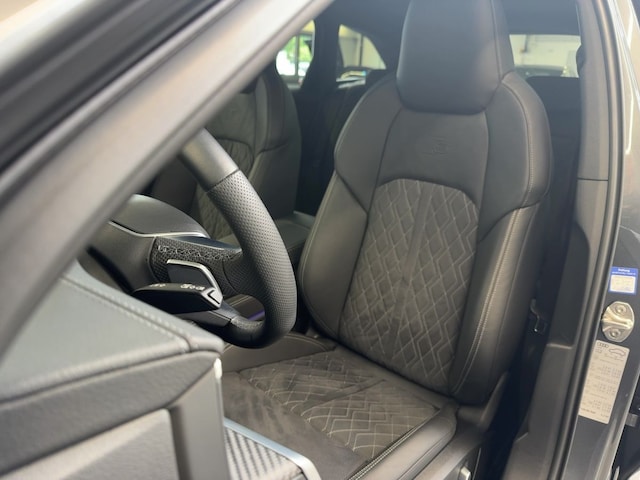 Audi S6 Avant Quattro