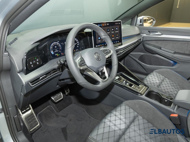 Volkswagen Golf Golf 1,5     R-L  BT110eTSID7F