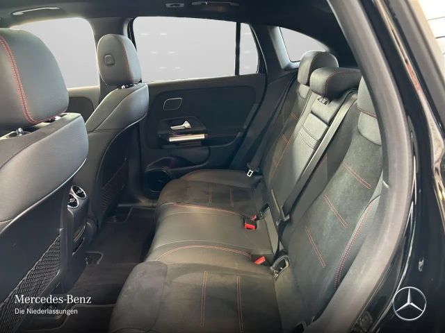 Mercedes-Benz EQA 300 4MATIC AMG Line