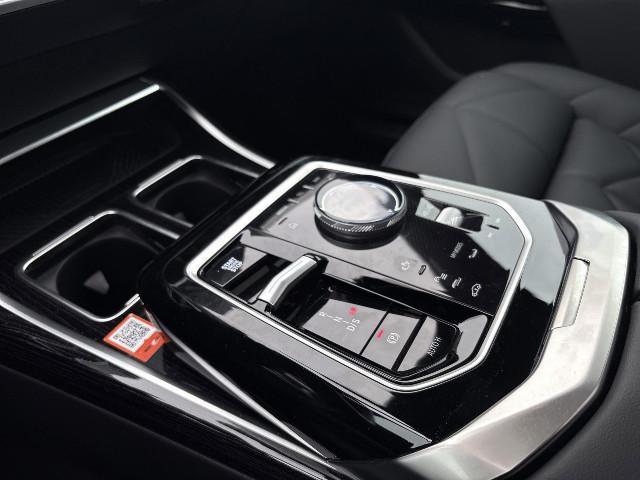 BMW 740 740d M-Sport Sedan xDrive