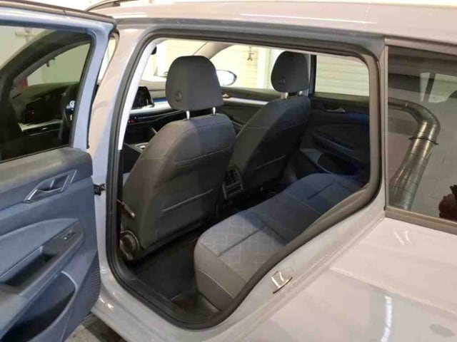 Volkswagen Golf 2.0 TDI DSG Golf VIII Variant