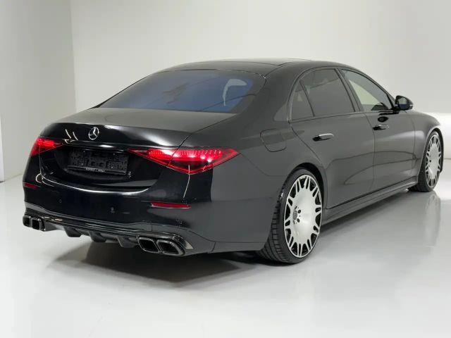 Mercedes-Benz S 500 AMG Line Sedan