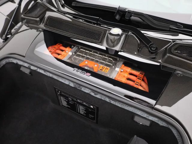 Ferrari SF90 Stradale