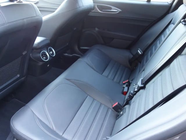 Alfa Romeo Giulia Q4 Veloce