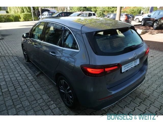 Mercedes-Benz B 180 Progressive