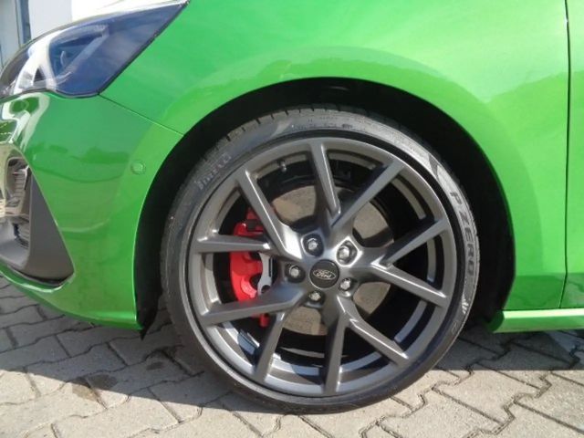 Ford Focus ST Line