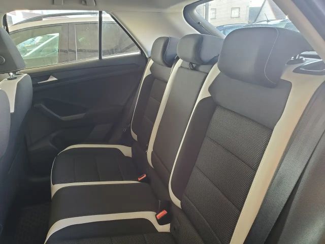 Volkswagen T-Roc DSG Sport