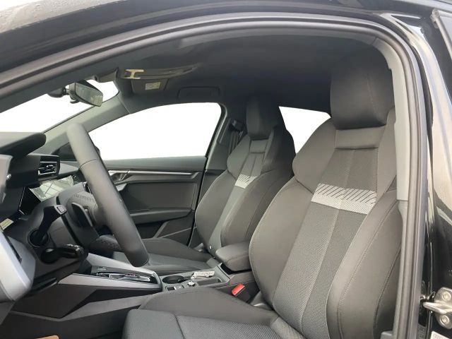 Audi A3 35 TFSI S-Line Sedan Sportback