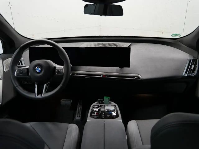 BMW iX M-Sport xDrive60