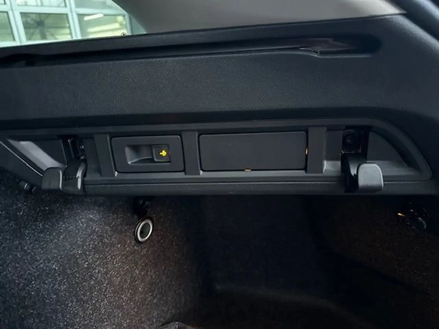 Skoda Octavia Combi Selection