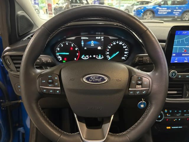 Ford Puma EcoBoost Titanium