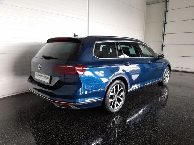 Volkswagen Passat DSG GTE Variant
