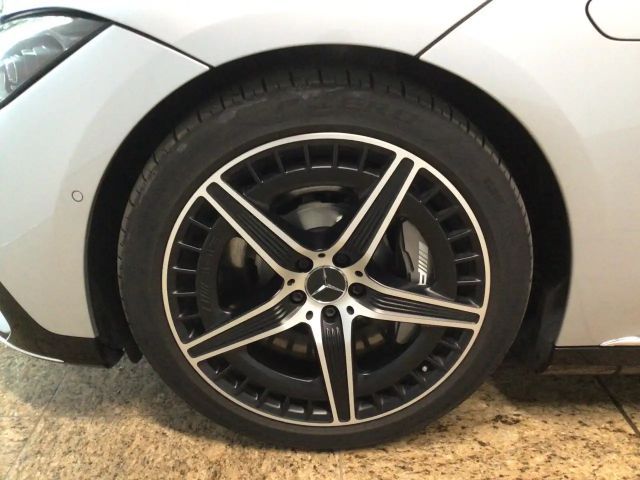 Mercedes-Benz EQE 43 4MATIC Sedan