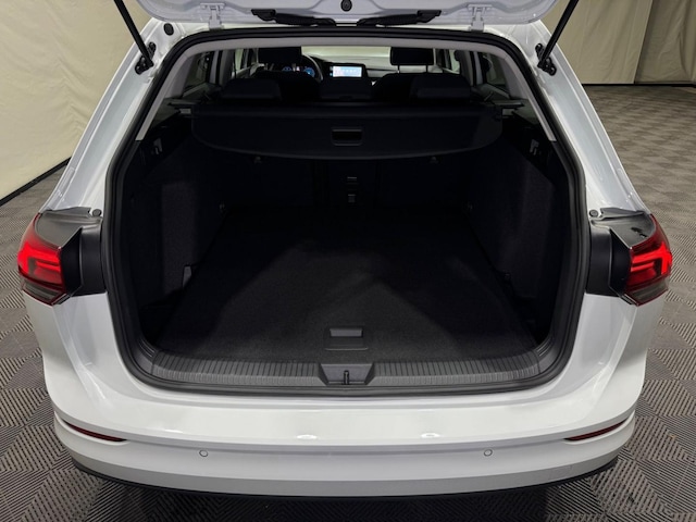 Volkswagen Golf 2.0 TDI DSG Life Variant