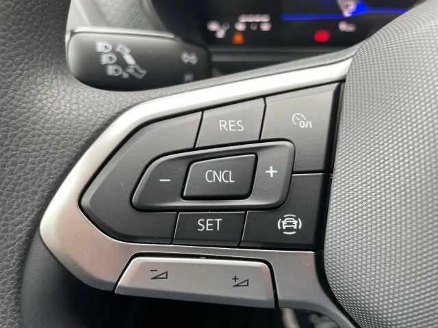 Volkswagen T-Cross 4Me TSI