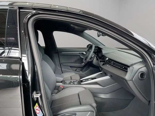 Audi A3 35 TFSI S-Line S-Tronic Sedan