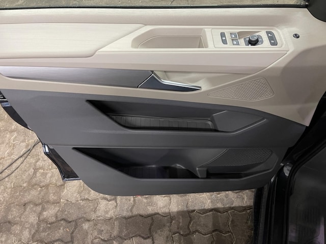 Volkswagen Multivan 2.0 TSI Lang Life