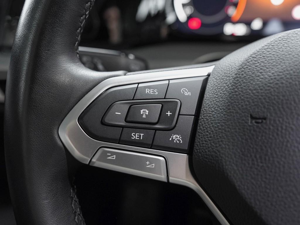 Volkswagen Golf 1.5 TSI Golf VIII Life