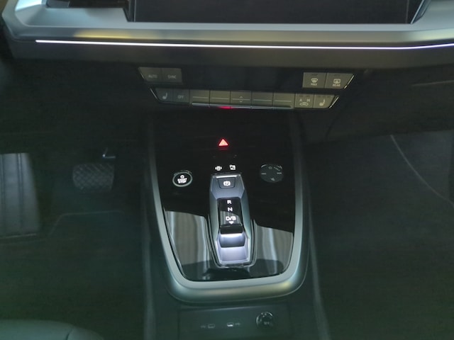 Audi Q4 e-tron SUV 45 e-tron Audi Q4 e-tron