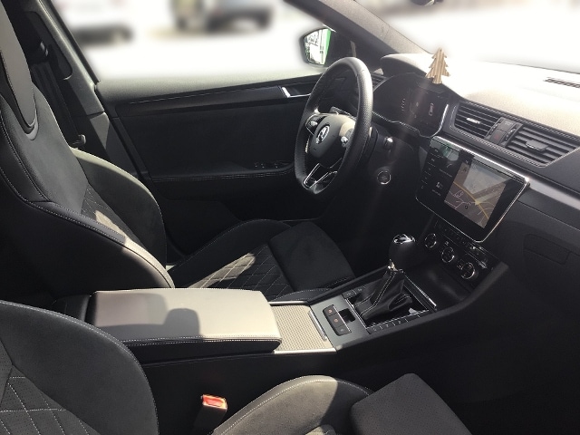 Skoda Superb 2.0 TDI Combi