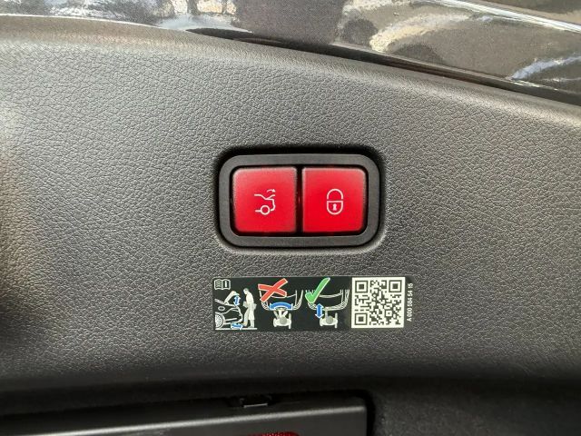 Mercedes-Benz CLE 300 4MATIC AMG Line Coupé