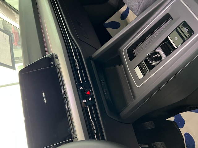 Volkswagen Golf Life Variant