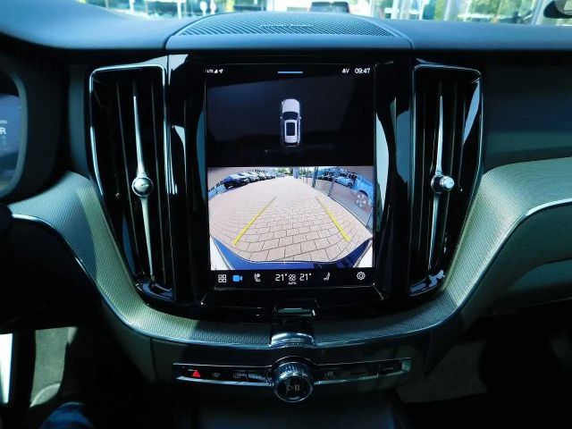 Volvo XC60 AWD Plus T6