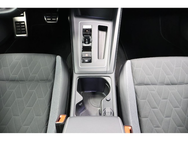 Volkswagen Golf 2.0 TDI DSG Golf VIII Variant