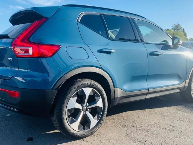 Volvo XC40 Dark Plus