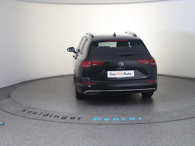 Volkswagen Golf DSG Life Variant