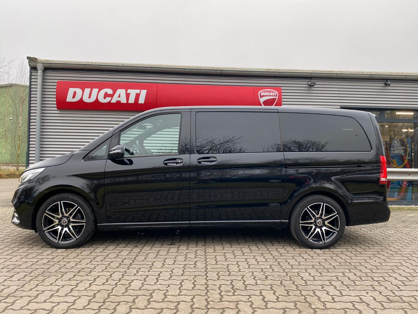 Mercedes-Benz V 300 AMG Line