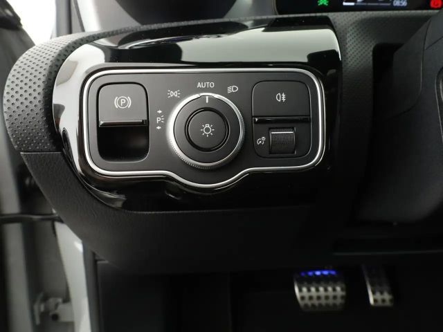 Mercedes-Benz A 180 AMG Line Hatchback