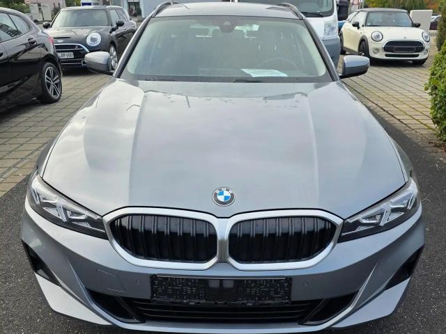 BMW 320 320d Touring xDrive
