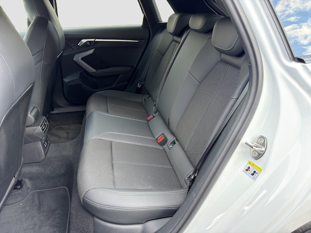 Audi A3 35 TFSI S-Line S-Tronic Sportback