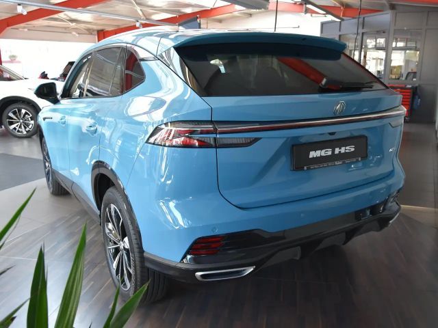 MG HS Luxury
