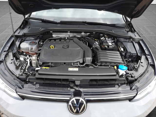 Volkswagen Golf 1.5 TSI Golf VIII
