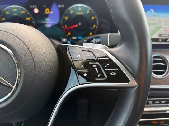 Mercedes-Benz E 300 AMG Line Designo Sedan