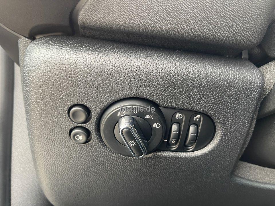 MINI Cooper Essential