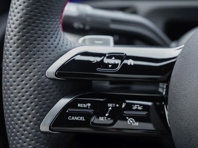 Mercedes-Benz A 180 AMG Line