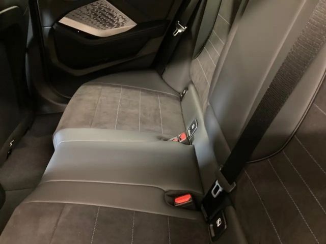 BMW 118 118d 5-deurs Sedan