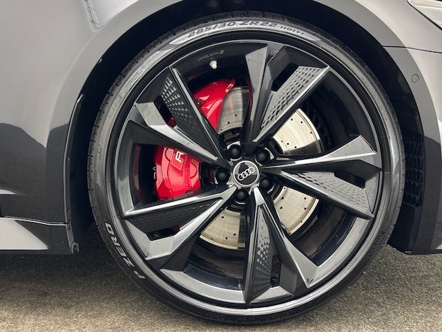 Audi RS6 Avant Quattro