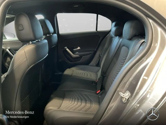 Mercedes-Benz A 220 4MATIC Progressive