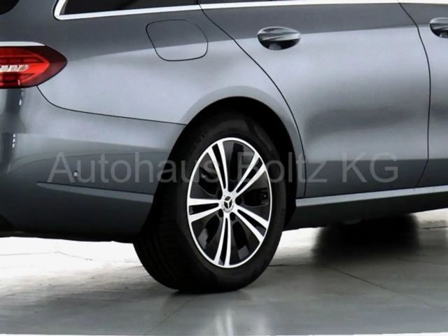 Mercedes-Benz E 220 E 220 d Estate