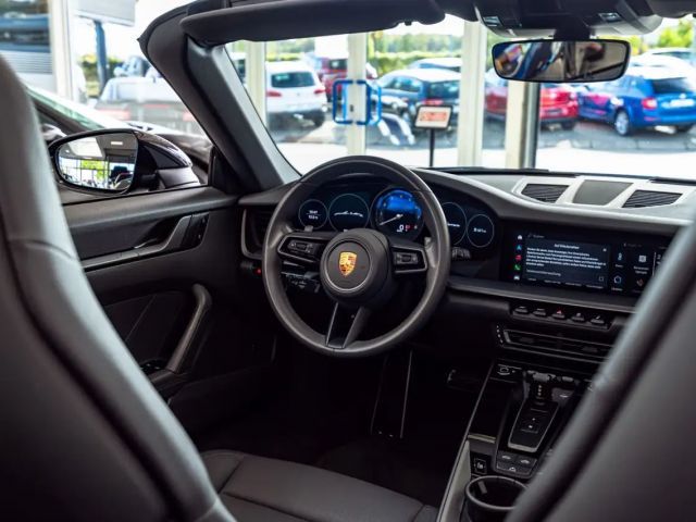 Porsche 992 Cabrio Carrera