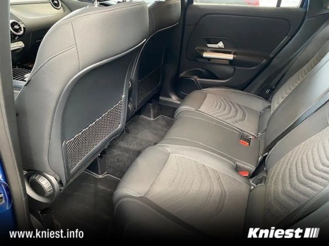 Mercedes-Benz GLA 200 Progressive