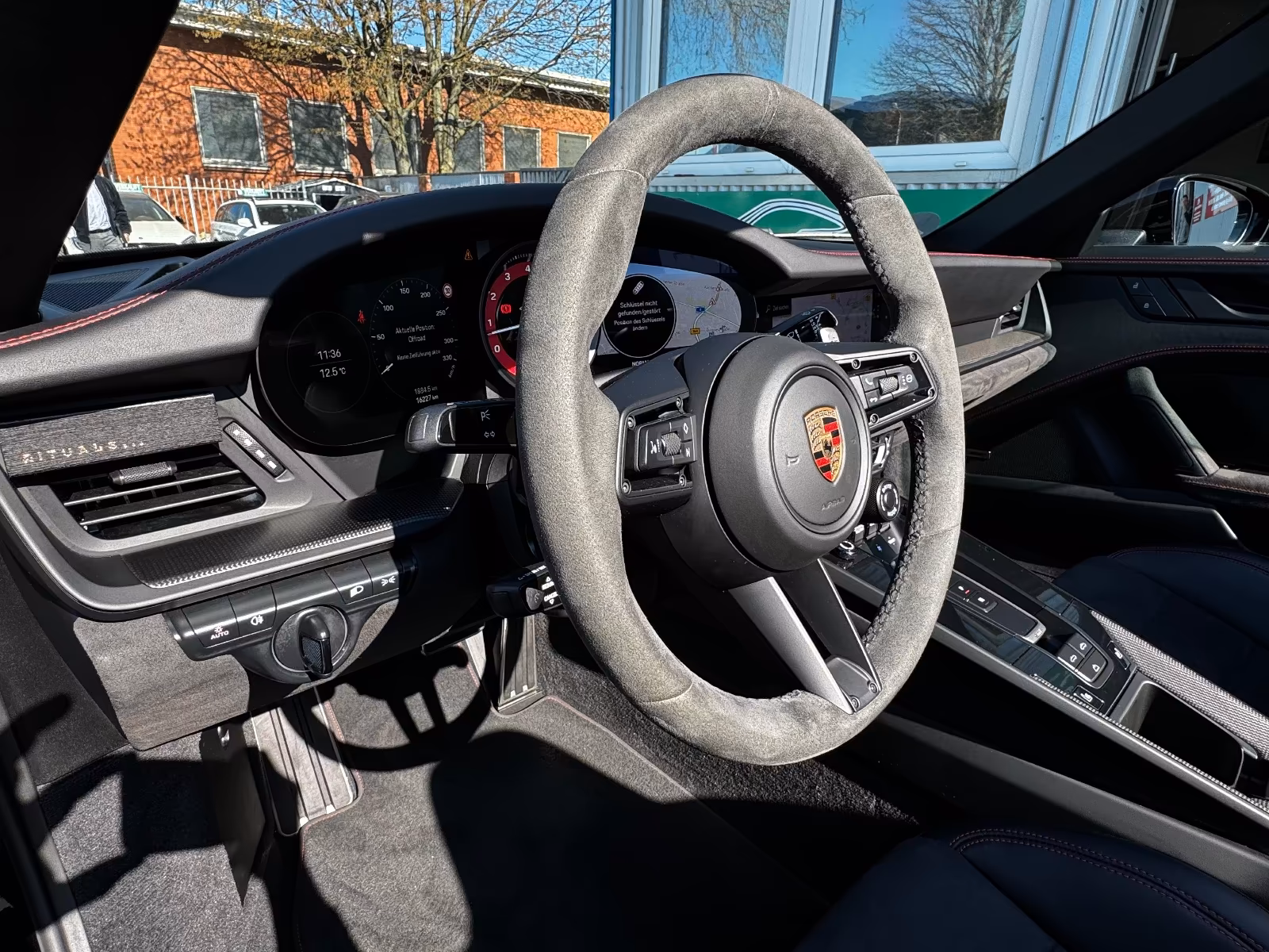 Porsche 911 Cabriolet Carrera GTS