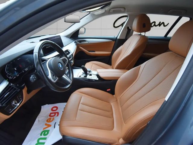 BMW 530 530e Touring