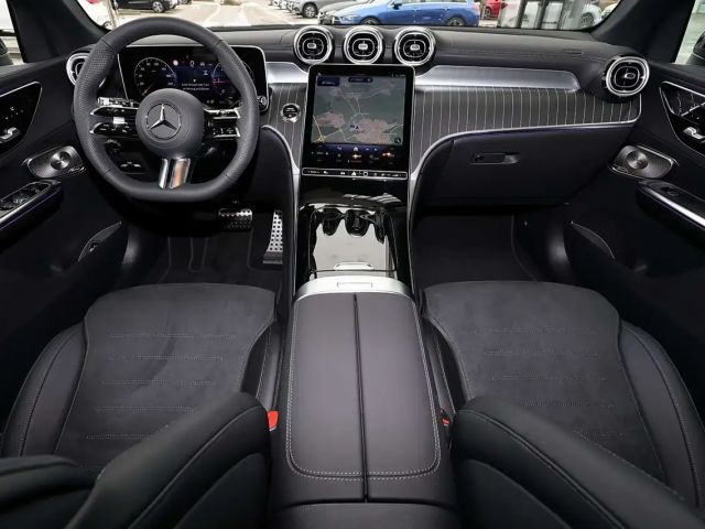 Mercedes-Benz GLC 300 4MATIC AMG Line GLC 300 d