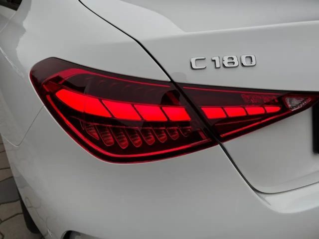 Mercedes-Benz C 180 AMG Line Sedan