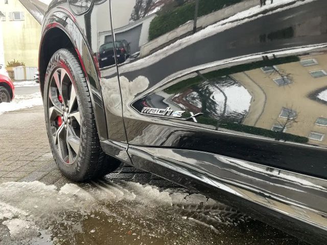 Ford Mustang Mach-E RWD